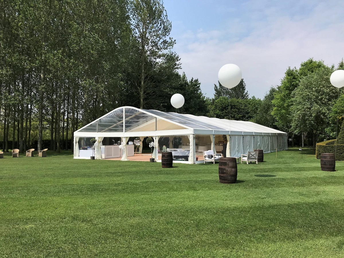 Wedding Party Tents | Dream Weddings